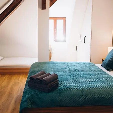 Tlustá Kachna 3* Chrudim